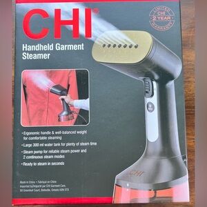 CHI handheld garment steamer NWT